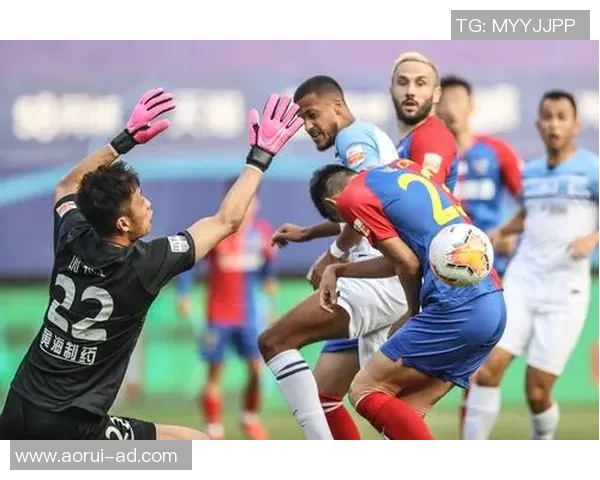 青岛黄海与贵州足球队激战正酣比分悬念引人关注