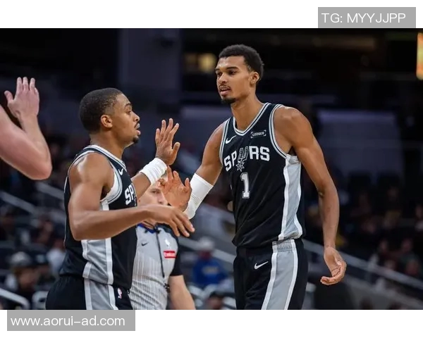 开拓者主场迎战马刺双方争夺季后赛席位的关键战役即将上演