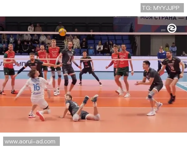 莫斯科火车头与喀山的激烈对决展现足球魅力与团队精神